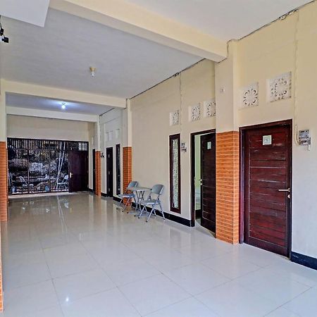 Oyo 91864 Holistic Stay Jimbaran מראה חיצוני תמונה