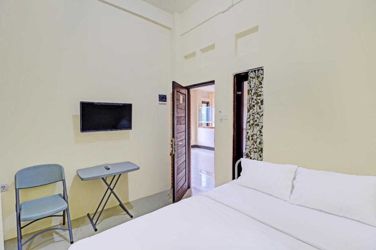 Oyo 91864 Holistic Stay Jimbaran מראה חיצוני תמונה