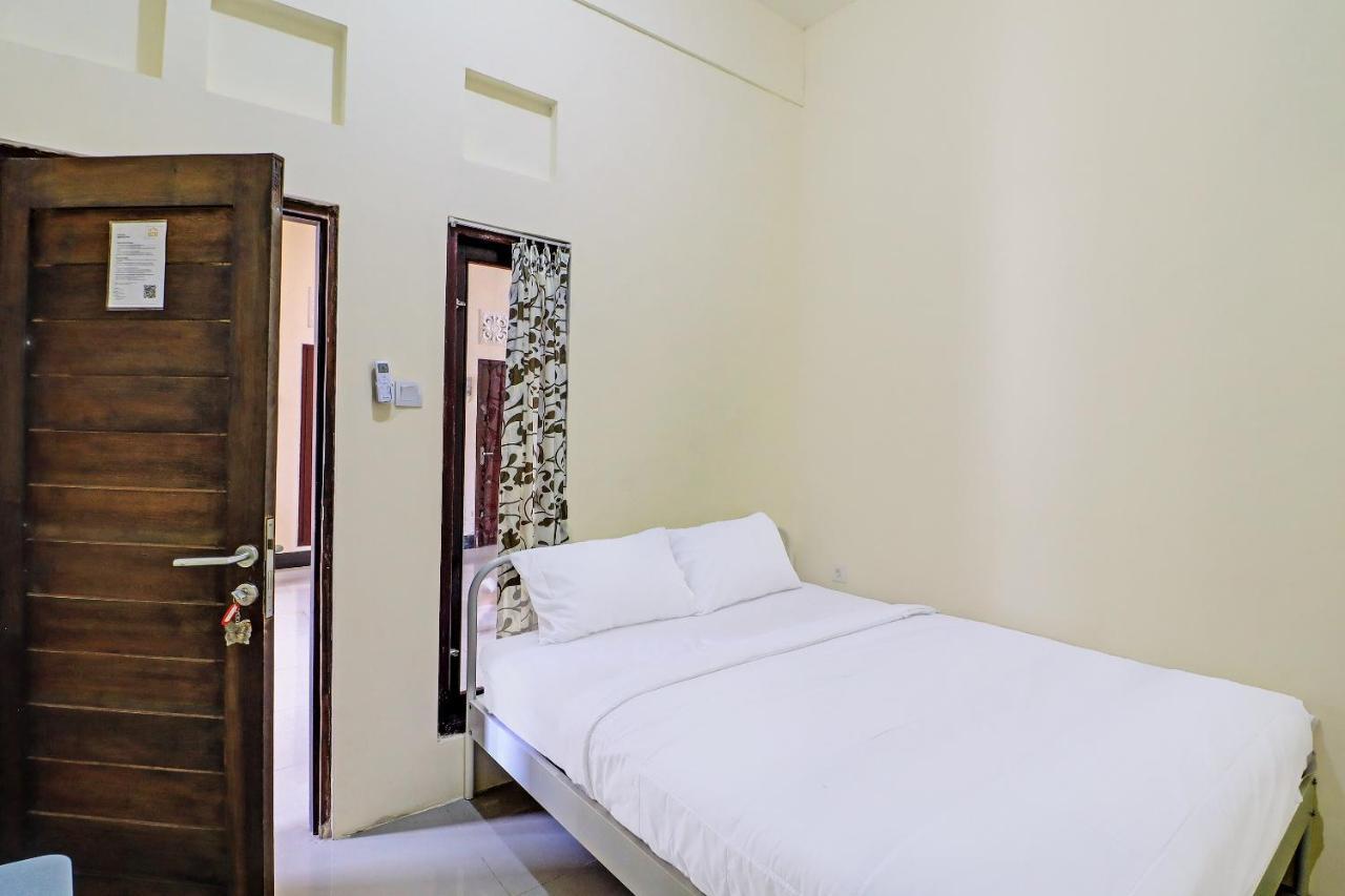 Oyo 91864 Holistic Stay Jimbaran מראה חיצוני תמונה