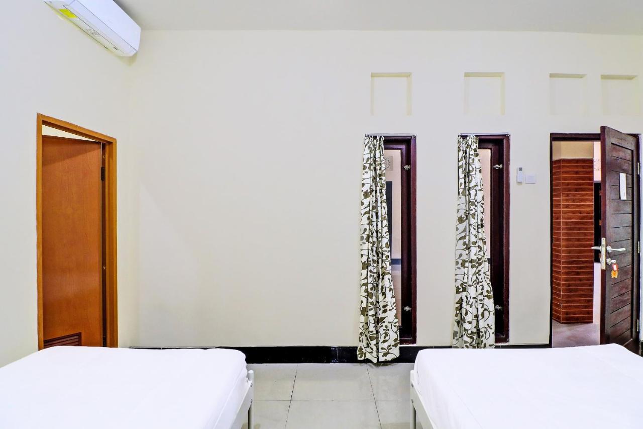 Oyo 91864 Holistic Stay Jimbaran מראה חיצוני תמונה